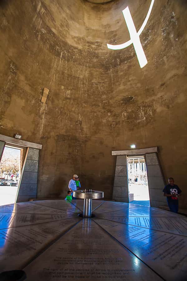 Soweto: Hop-On Hop-Off Bus, City Tour and Apartheid Museum - Vilakazi Street and Mandela House