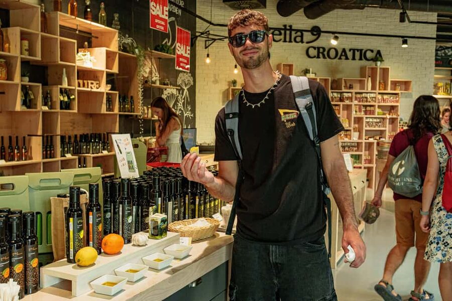 Split: Dalmatia for Nature Lovers Green Line Sightseeing Bus - Stella Croatica: olive oil, sweets, and a useful shopping stop
