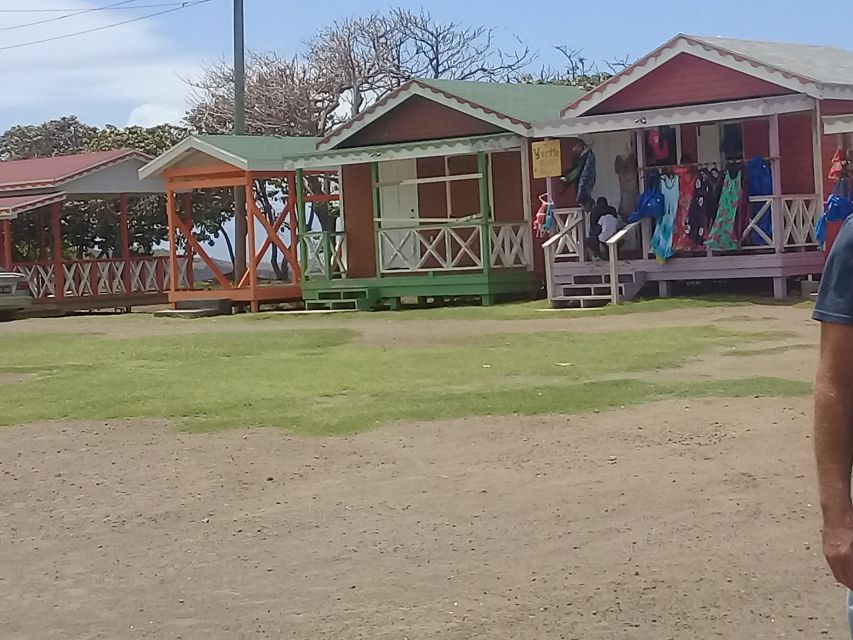 St. Kitts Island Half-Day Bus Tour - Romney Manor and Caribelle Batik