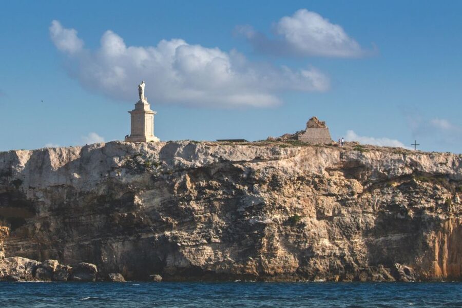 St. Paul's Bay: Blue Lagoon, Comino & Gozo with Bus Tour - What to bring and what costs extra