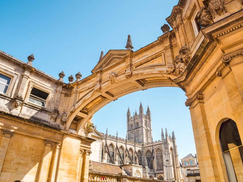 Stonehenge & Bath: Full-Day Coach Tour from London - What the guide adds to a self-guided day