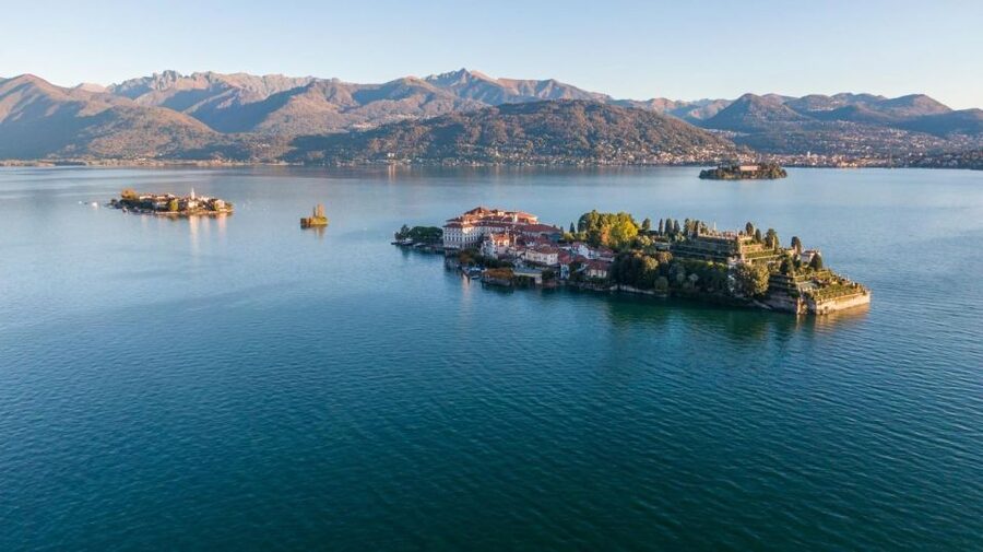 Stresa: Isola Madre and Isola Bella Hop-On Hop-Off Boat Tour - Practical details that affect your day