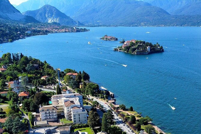 Stresa: Isola Pescatori and Isola Bella Hop-on Hop-off boat tour - Isola Pescatori, the island with a year-round community