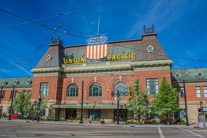 Tabernacle Choir Performance + Salt Lake City Guided Bus Tour - Churches, mansions, and a more varied city
