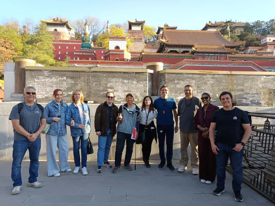 Temple Heaven, Summer Palace, Lama Temple, Hutong Bus Tour - Should you pay 100 RMB for the Imperial Waterway Cruise?