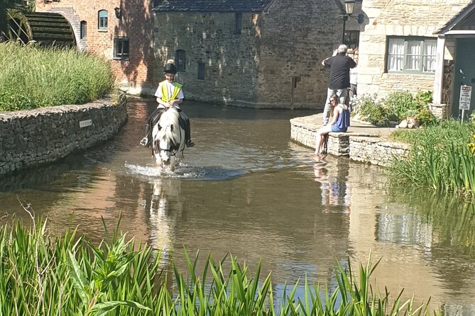 The Cotswolds England Bus Tour - Who should book this Cotswolds tour?