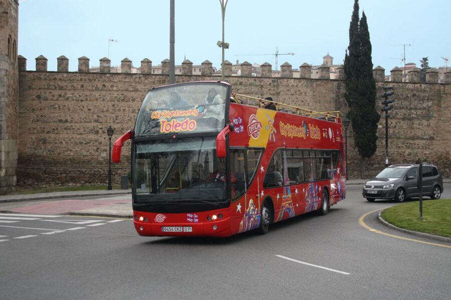 Toledo: City Sightseeing Hop-On Hop-Off Bus Tour & Extras - Stop 4: Remonte Safont and the river approach