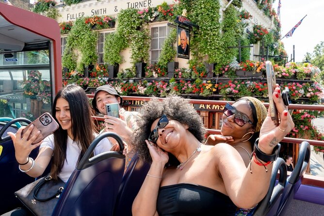 TopView® Hop-On Hop-Off London Discover Pass: 48-120 Hours - Three walks with very different personalities