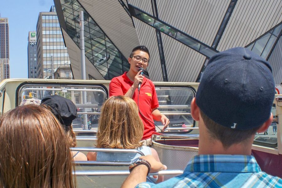 Toronto: City Sightseeing Hop-On Hop-Off Bus Tour - Stops 8 and 9: The CN Tower, convention center, and Ripley’s Aquarium