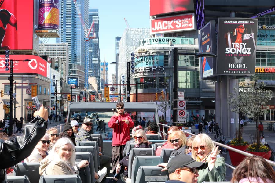 Toronto City Tour: 2-Hour Open-Top Experience - Downtown Toronto gives you the quick city overview