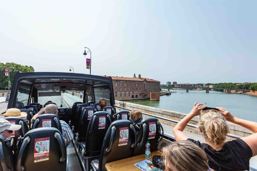 Toulouse: City Sightseeing Tour by Bus with Audio Guide - Why this short ride works in Toulouse