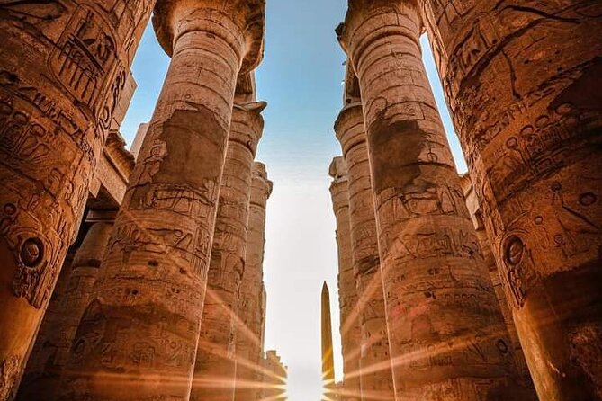 Tour In Luxor From Hurgharda By Bus - Colossi of Memnon: A short stop with a big view
