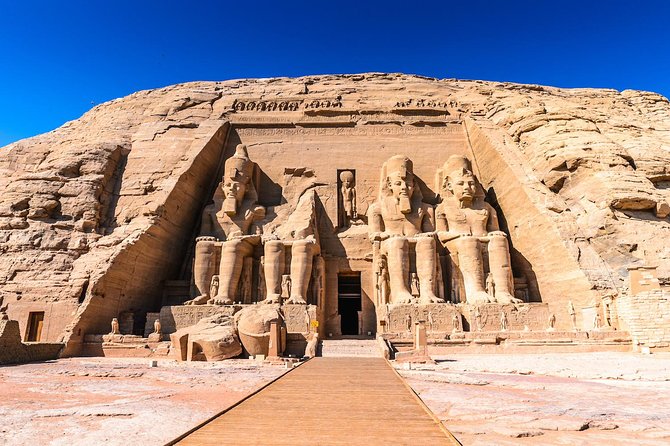 Tour to Abu Simbel by bus - Why Abu Simbel is worth the long ride