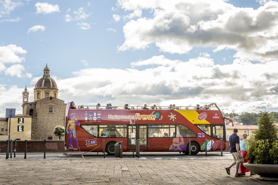 Uffizi Gallery & Hop-on Hop-off Bus Tour - Getting to the visitor center at Santa Maria Novella