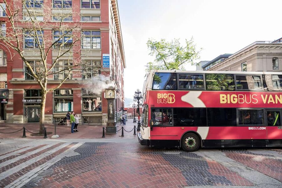 Vancouver: Hop-on Hop-off Sightseeing Tour with 10 Stops - A useful first ride through Vancouver