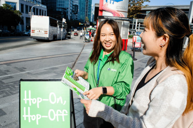 Vancouver: Hop-on Hop-off Sightseeing Tour with 10 Stops - Stanley Park needs its own plan