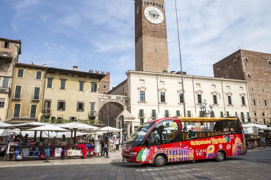 Verona: Hop-on Hop-off Tour 24 or 48-Hour Ticket - The blue route and Verona’s hilltop view