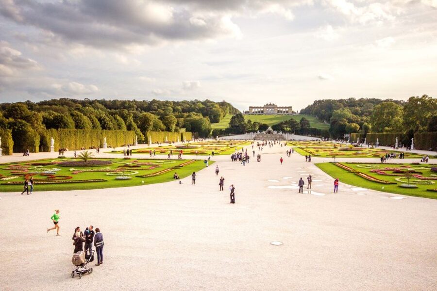 Vienna: Bus & Schönbrunn Palace Skip-the-Line Guided Tour - The coach ride and bilingual commentary