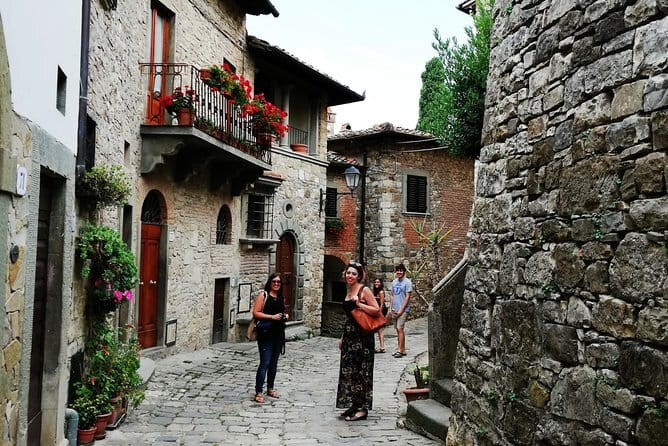 Villages of Chianti with lunch and tasting in Open Top Van - Key points to know before booking