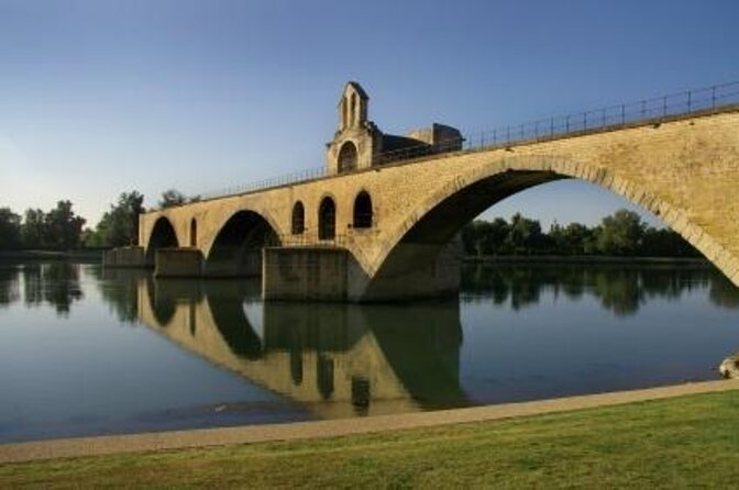 Visit Avignon and Villeneuve lez Avignon aboard a Double-Decker Bus - Key points to know before boarding