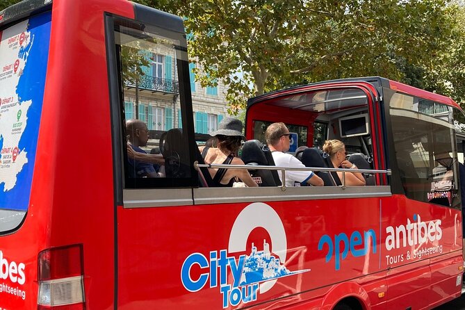 Visit of Antibes Juan-Les-Pins by convertible bus - Who will get the most from this ride?