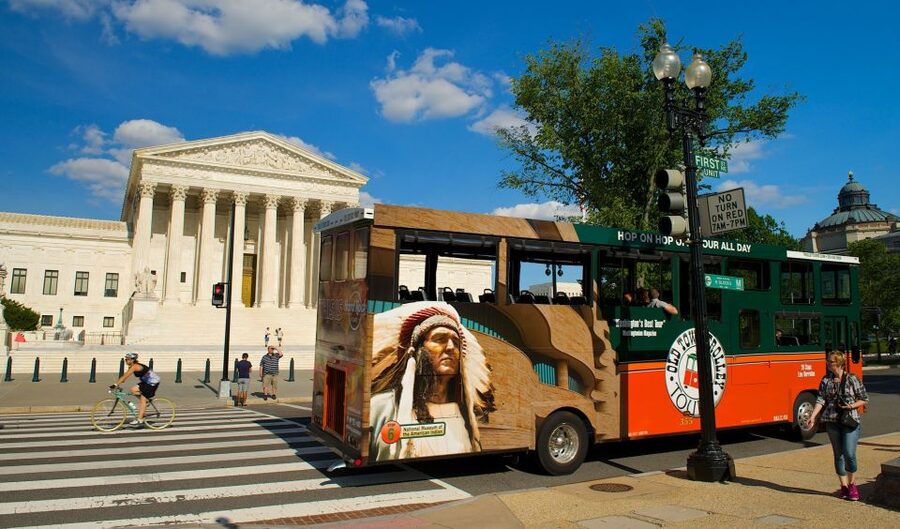 Washington, DC: Hop-On Hop-Off Old Town Trolley City Tour - Adding Arlington National Cemetery
