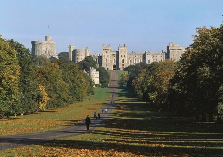 Windsor: Golden Tours Open Top Hop-on Hop-off Bus Tour - Key points to know before you board