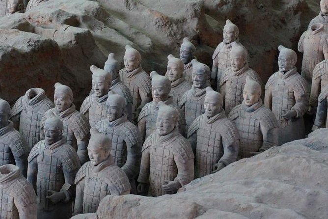 Xi'an 1-Day Coach Tour of Terracotta Army - Be alert for the replica factory stop