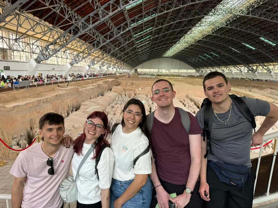 Xi'an: Terracotta Army Mini-Bus Tour with Options - Who should book this experience