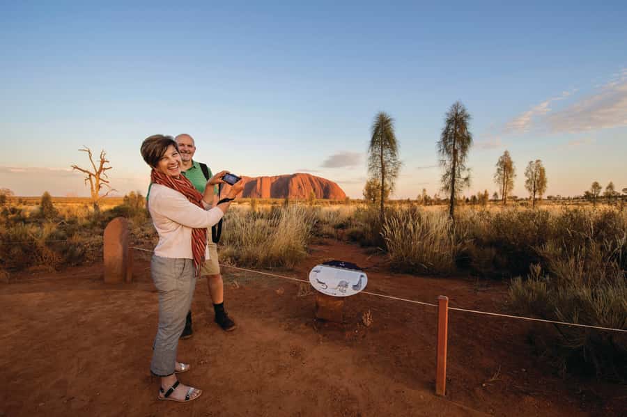 Yulara: Uluru Sunrise and Kata Tjuta Day Trip by Bus - Key points before you book