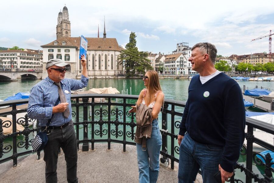 Zurich: City Highlights Tour by Bus, Cable Car, and Ferry - Adliswil and the ride up to Felsenegg