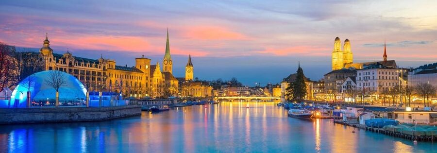 Zurich: Open Top Bus Sightseeing Tour with Optional Cruise - Lake Zurich and the useful photo stop